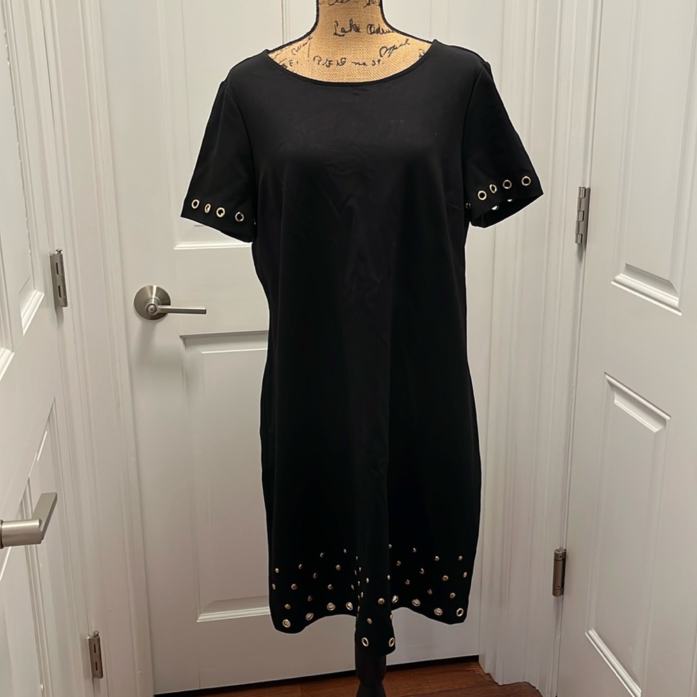 {Roz & Ali} Heavyweight Sheath Dress with Gold Accents